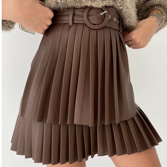 Leather skirt - Picture 2 of 4